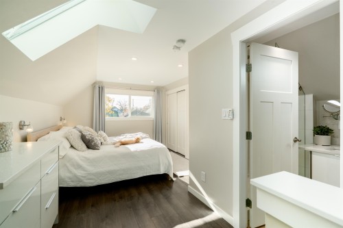2267 Napier Street, Vancouver, BC 