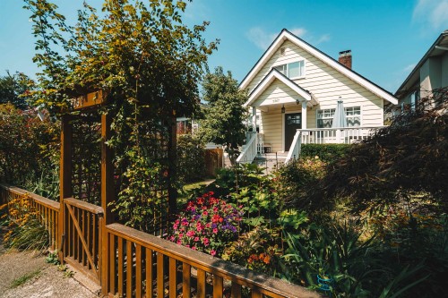 2267 Napier Street, Vancouver, BC 