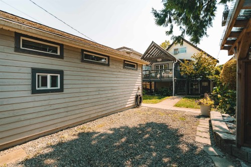 2267 Napier Street, Vancouver, BC 