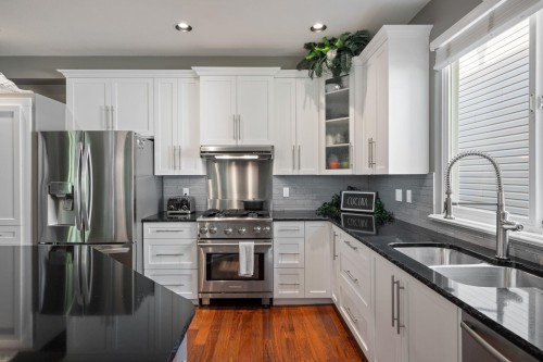 3277 Chartwell Grn, Coquitlam, BC 