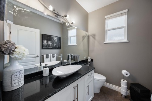 3277 Chartwell Grn, Coquitlam, BC 