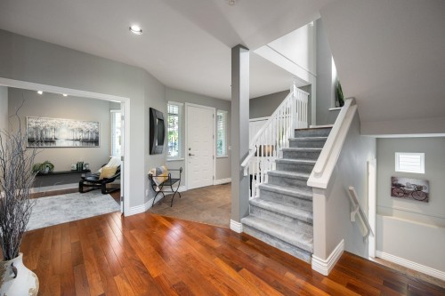 3277 Chartwell Grn, Coquitlam, BC 