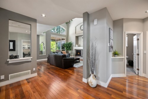 3277 Chartwell Grn, Coquitlam, BC 