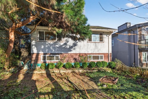 557 21St Avenue E, Vancouver, BC 