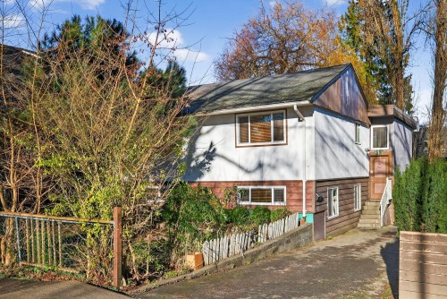 557 21St Avenue E, Vancouver, BC 