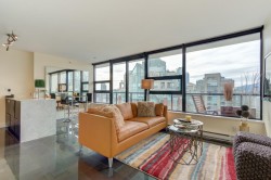 3202-928 Homer Street Vancouver, BC V6B 1T7
