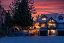 2323 Aspen Court Whistler, BC V8E 0A6