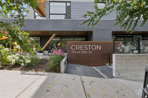 209-715 15th Street W North Vancouver, BC V7M 1T2