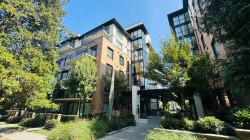 303-4408 Cambie Street  Vancouver, BC V5Y 0M2
