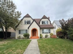 2675 33rd Avenue WVancouver, BC V6N 2E8