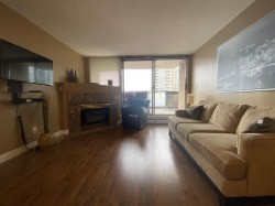 710-555 Abbott Vancouver, BC V6B 6B8