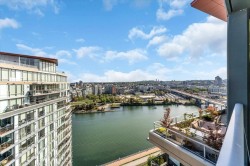 603-918 Cooperage Way WVancouver, BC V6B 0A7
