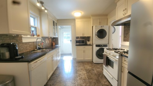 178 King Edward Avenue E, Vancouver, BC 