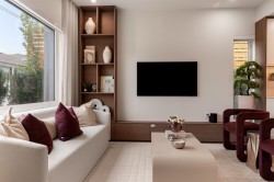 386 45th Avenue WVancouver, BC V5Y 0P6