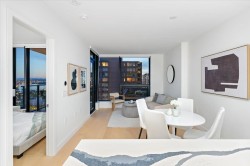 1004-135 13th Street ENorth Vancouver, BC V7L 0J8