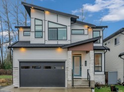 10509 Mcveety Street Maple Ridge, BC V2W 0K3
