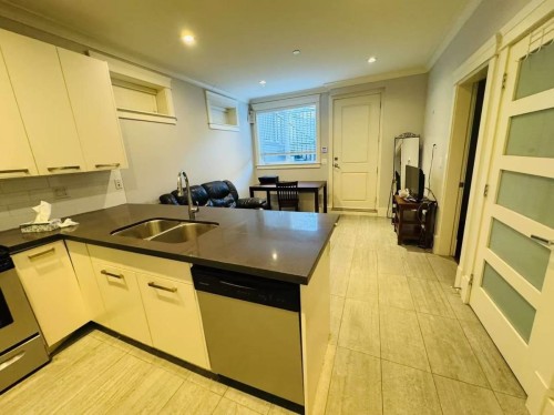 2900 W 41st Avenue , Vancouver, BC V6N 3C7 4