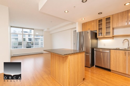 9232 University Crescent , Burnaby, BC V5A 0C8 2