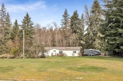 12954 Mill Street  Maple Ridge, BC V4R 2R8