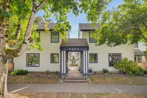 4-4890 48 Avenue  Delta, BC V4K 1V3