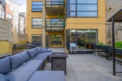 204-124 3rd Street WNorth Vancouver, BC V7M 1E8