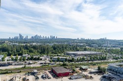 2708-2289 Yukon Crescent Burnaby, BC V5C 0B2