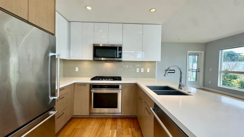 208-5311 Cedarbridge Way  Richmond, BC V6X 0M3