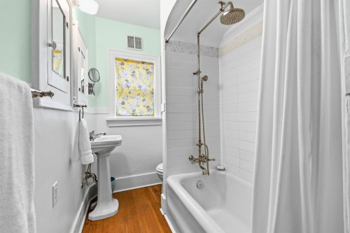 2076 Turner Street, Vancouver, BC 