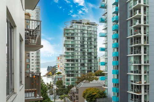 705-1251 Cardero Street  Vancouver, BC V6G 2H9