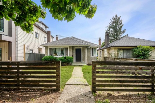 1978 8Th Avenue E, Vancouver, BC 