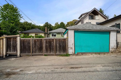 1978 8Th Avenue E, Vancouver, BC 