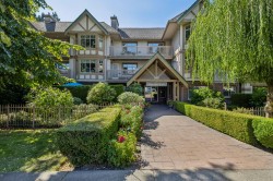 304-2059 Chesterfield Avenue North Vancouver, BC V7M 2P4