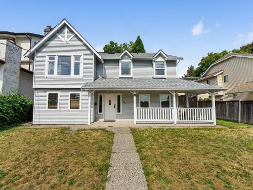 1609 Sixth Avenue  New Westminster, BC V3M 2C8