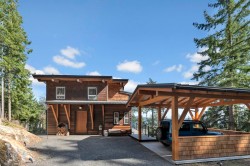 687 Channelview Drive Bowen Island, BC V0N 1G1