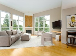 402-3732 Mt Seymour Parkway North Vancouver, BC V7G 1C3
