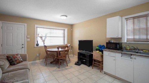 968 31St Avenue E, Vancouver, BC 
