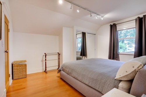 2227 7Th Avenue E, Vancouver, BC 