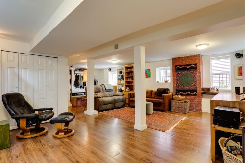 2227 7Th Avenue E, Vancouver, BC 