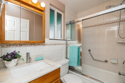 1342 Grant Street, Vancouver, BC 