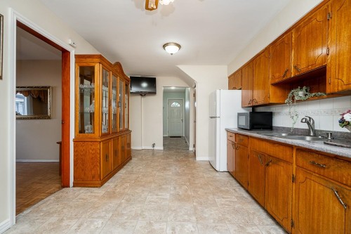 1342 Grant Street, Vancouver, BC 