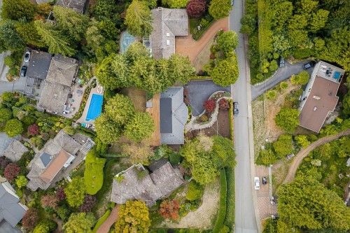 4740 Rutland Road, West Vancouver, BC 
