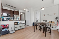 2501-2355 Madison Avenue Burnaby, BC V5C 0B3
