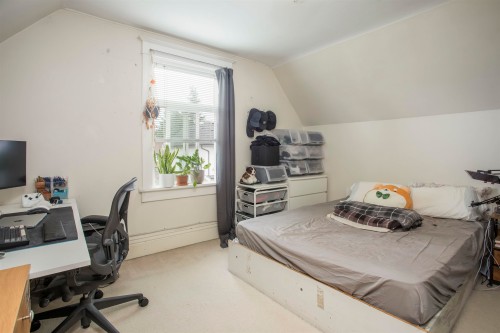 2039 Turner Street, Vancouver, BC 