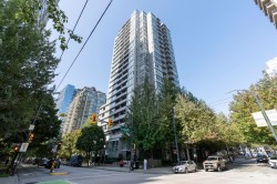 1702-1001 Richards Street Vancouver, BC V6B 1J6