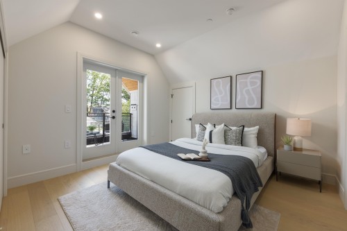 2068 1St Avenue E, Vancouver, BC 
