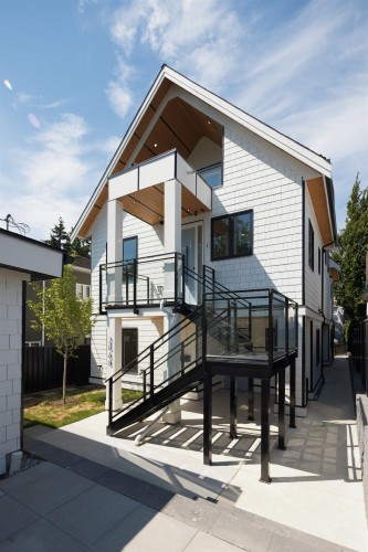 2068 1St Avenue E, Vancouver, BC 