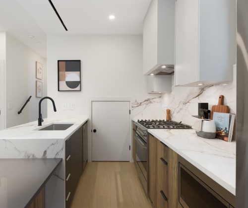 2068 1St Avenue E, Vancouver, BC 
