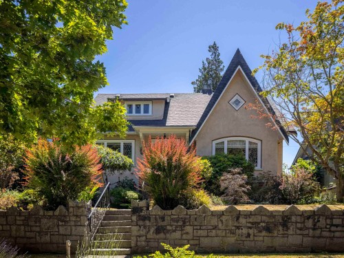 4234 9Th Avenue W, Vancouver, BC 