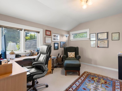 4234 9Th Avenue W, Vancouver, BC 