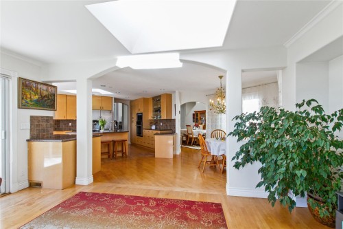 3866 Michener Way, North Vancouver, BC 